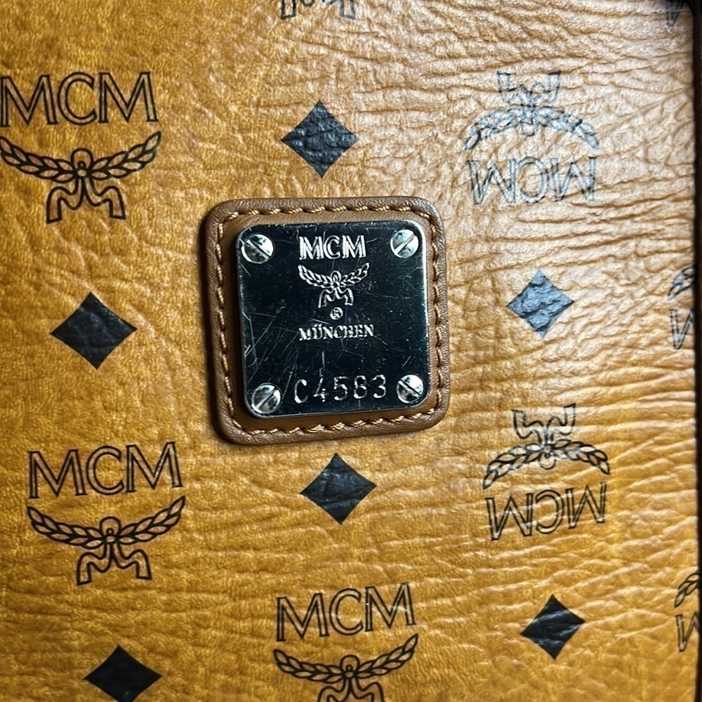 MCM Tote Bag - Picture 3 of 11